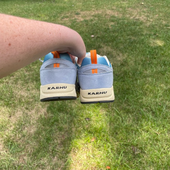 Karhu Fusion 2.0 Fog Blue Jet Black M9 - Picture 3 of 7